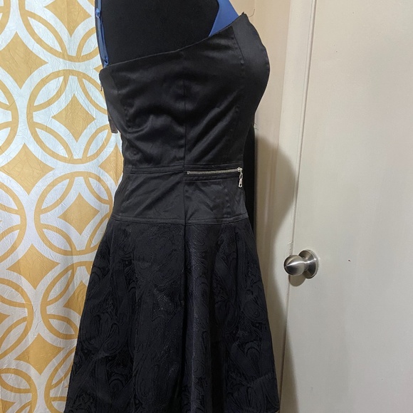 Forever 21 Paisley and Satin Mini Dress - Picture 6 of 12